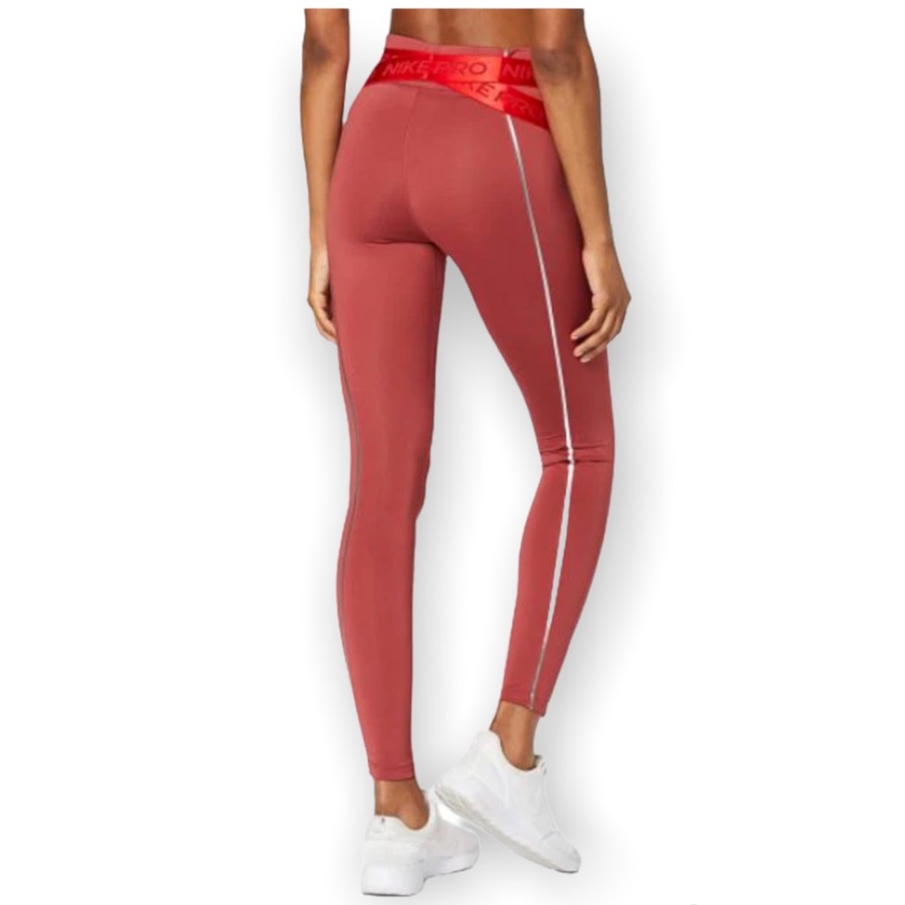 NWT Nike Pro Hyperwarm Women's Tights Size M